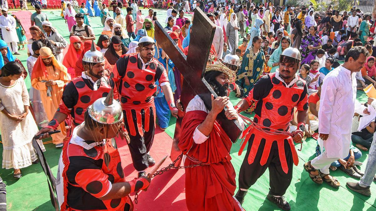 ಗುಡ್ ಫ್ರೈಡೆ 2023: ವಿಶ್ವದಾದ್ಯಂತ ಗುಡ್ ಫ್ರೈಡೆ ಆಚರಣೆ ಹೇಗಿದೆ ನೋಡಿ