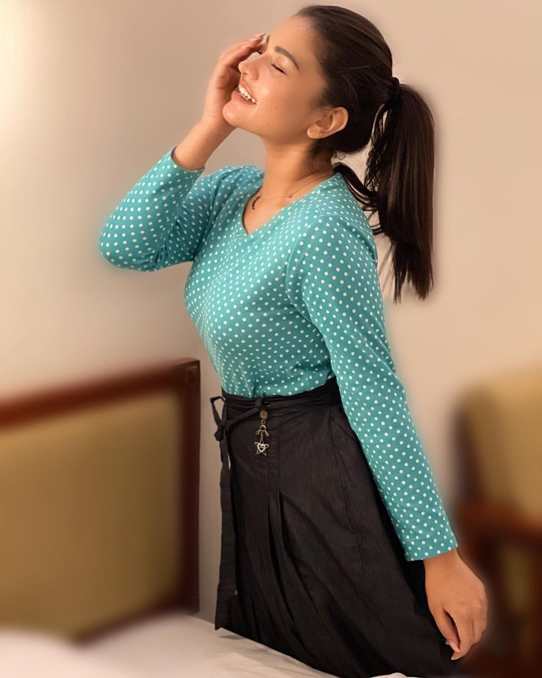 photos : காற்றே என் வாசல் வந்தாய்.. நடிகை ஷபானா ஷாஜஹான் லேட்டஸ்ட் க்ளிக்ஸ் இதோ!