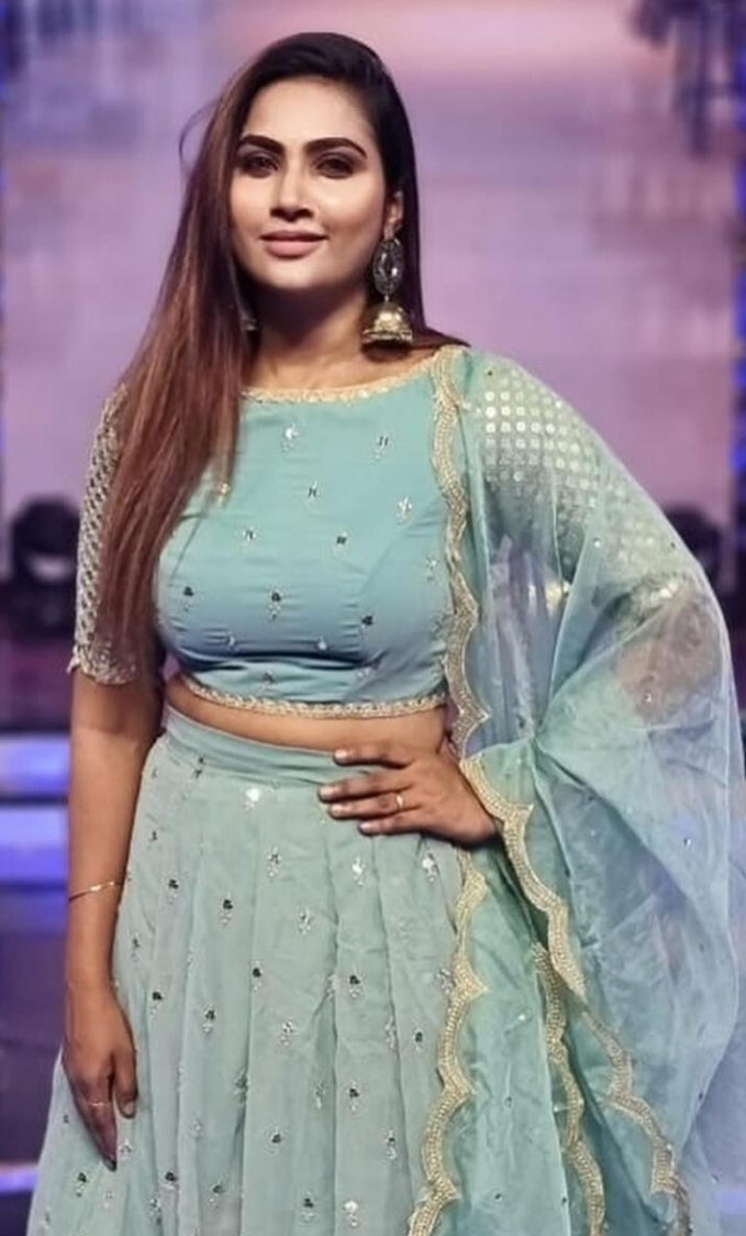 PHOTOS : நடிகை மைனா நந்தினியின் லேட்டஸ்ட் அழகிய புகைப்படங்கள்.. 