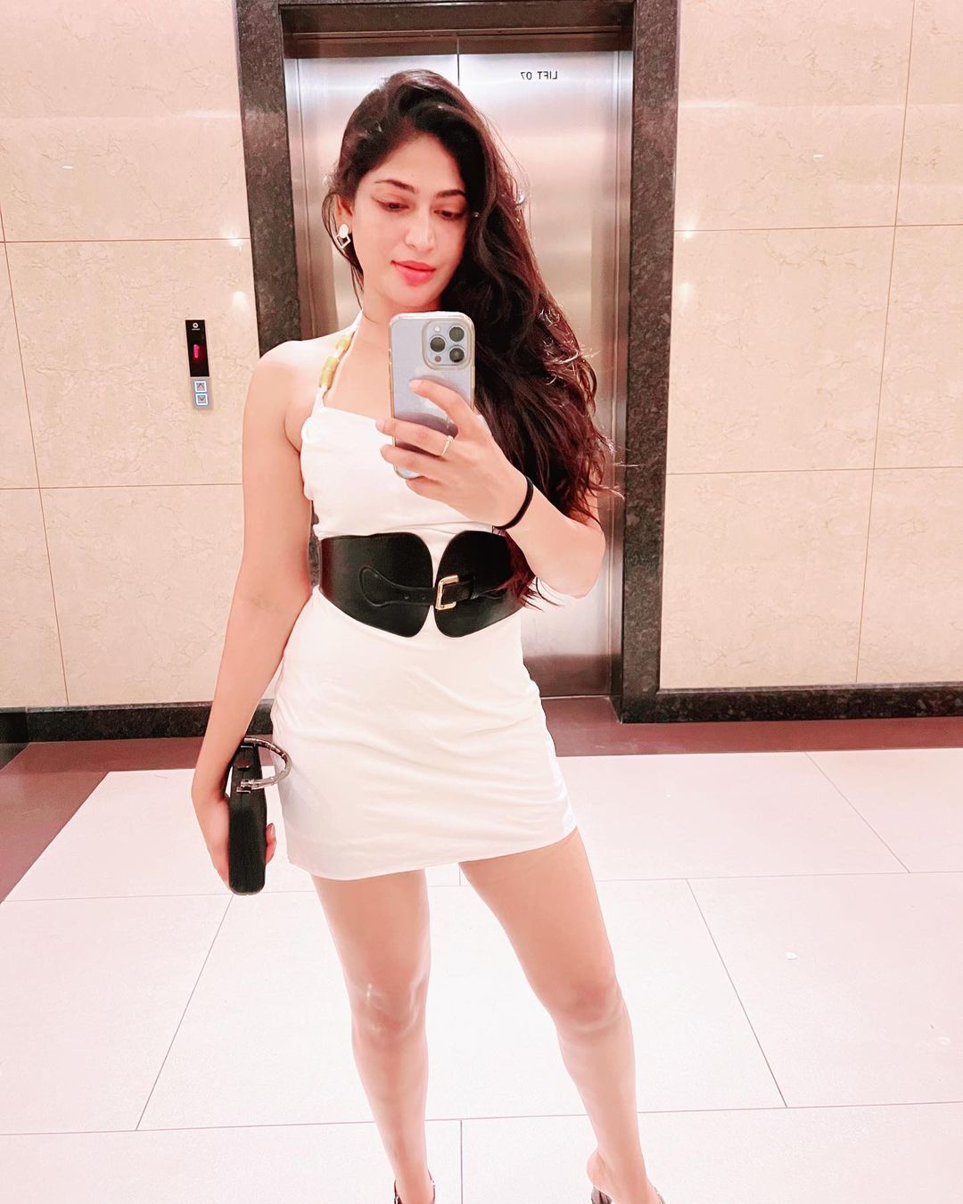 photos : ஜிம் சூட்டில் ஒர்கவுட் போஸில் விஜயலக்ஷ்மி .. கலக்கலான லேட்டஸ்ட் க்ளிக்ஸ் இதோ!