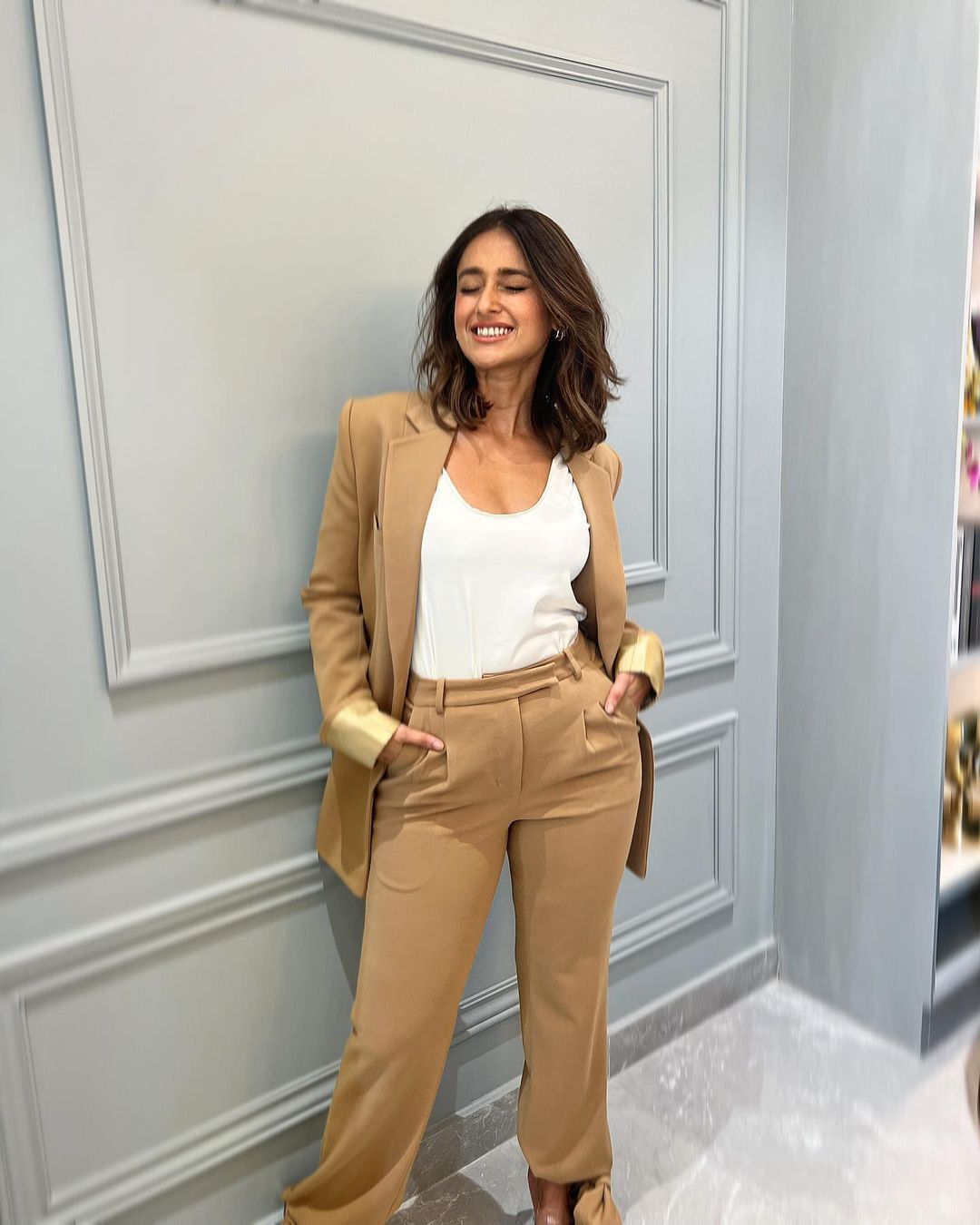 photos : விஜயுடன் நடித்து அஜித்துடன் இதுவரை நடிக்காத நடிகைகள் யார் யார் தெரியுமா?.. சுவாரஸ்யமான  பட்டியல் இதோ!