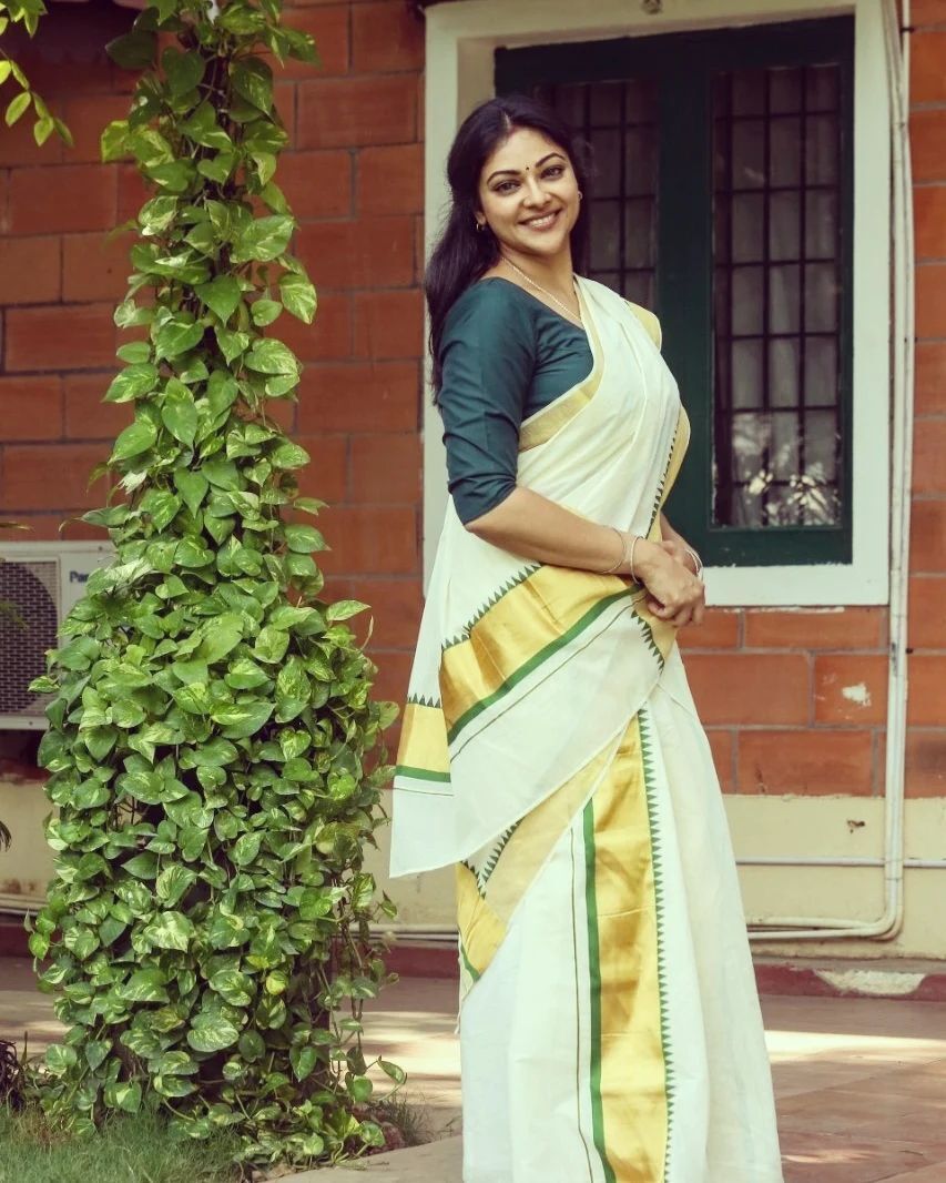 PHOTOS : வெப் தொடரில் என்ட்ரி கொடுத்த விருமாண்டி பட நடிகை.. செம எதிர்பார்ப்பில் ரசிகர்கள்..