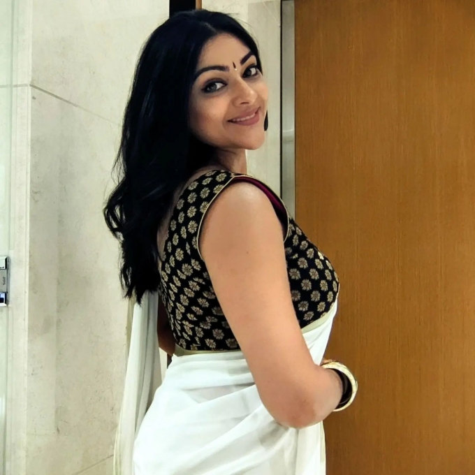 PHOTOS : வெப் தொடரில் என்ட்ரி கொடுத்த விருமாண்டி பட நடிகை.. செம எதிர்பார்ப்பில் ரசிகர்கள்..