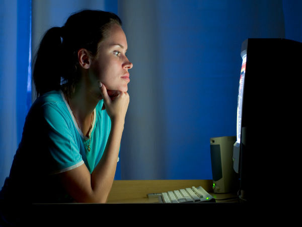 Screen Time: കംപ്യൂട്ടറിന് മുന്നില്‍ കുത്തിയിരുന്നാണോ നിങ്ങളുടെ ജോലി? ഇതാ ചില പൊടിക്കൈകള്‍