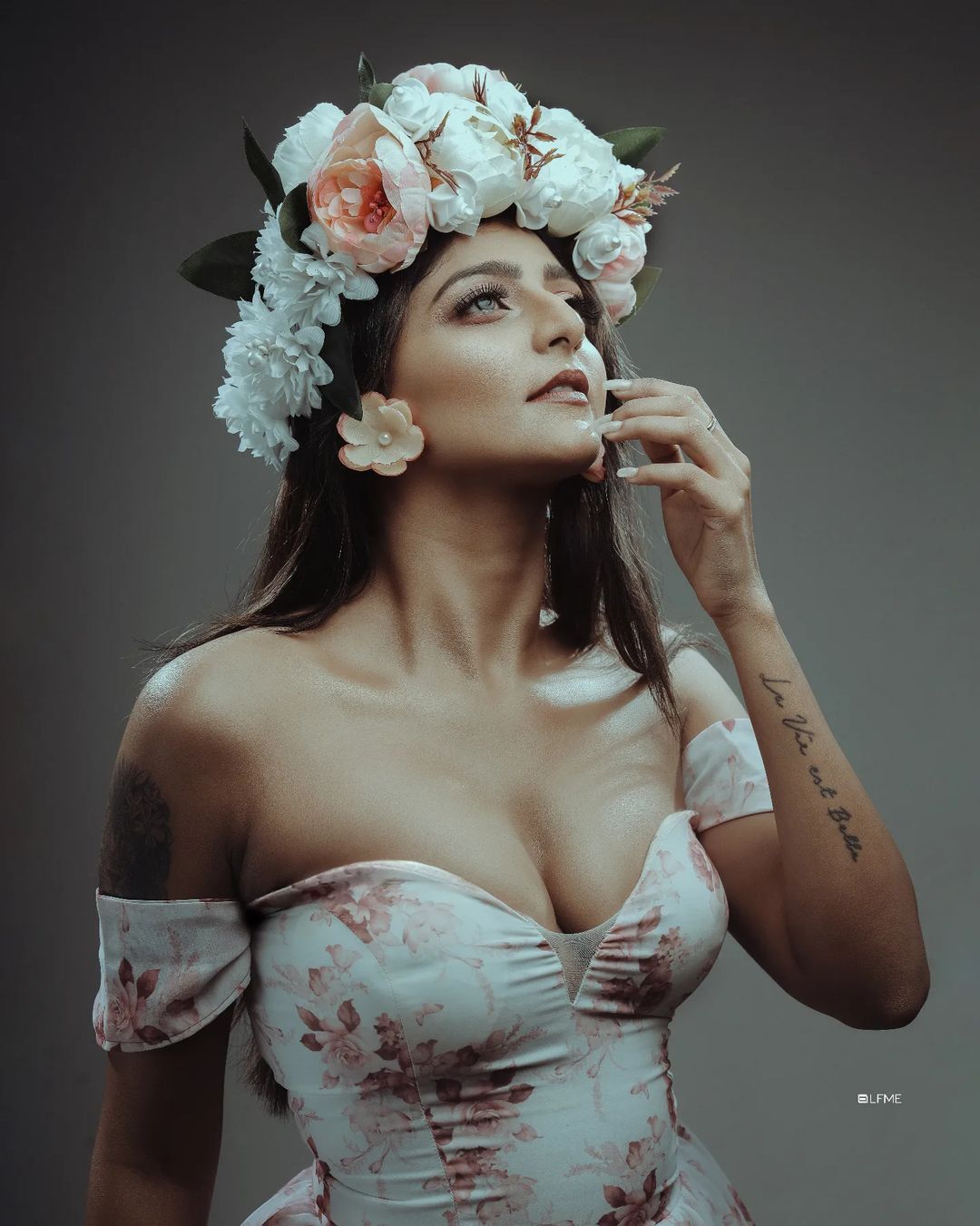 Ashika Asokan: എന്റമ്മോ... പൊളി! ഹോട്ട് ലുക്കിൽ അഷിക അശോകൻ; സോഷ്യൽ മീഡിയയിൽ തരംഗമായി നടിയുടെ ഫോട്ടോഷൂട്ട്