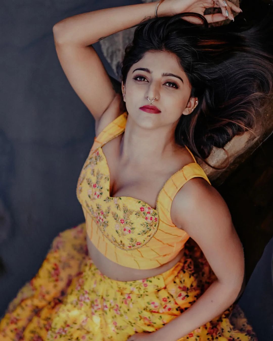 Ashika Asokan: എന്റമ്മോ... പൊളി! ഹോട്ട് ലുക്കിൽ അഷിക അശോകൻ; സോഷ്യൽ മീഡിയയിൽ തരംഗമായി നടിയുടെ ഫോട്ടോഷൂട്ട്