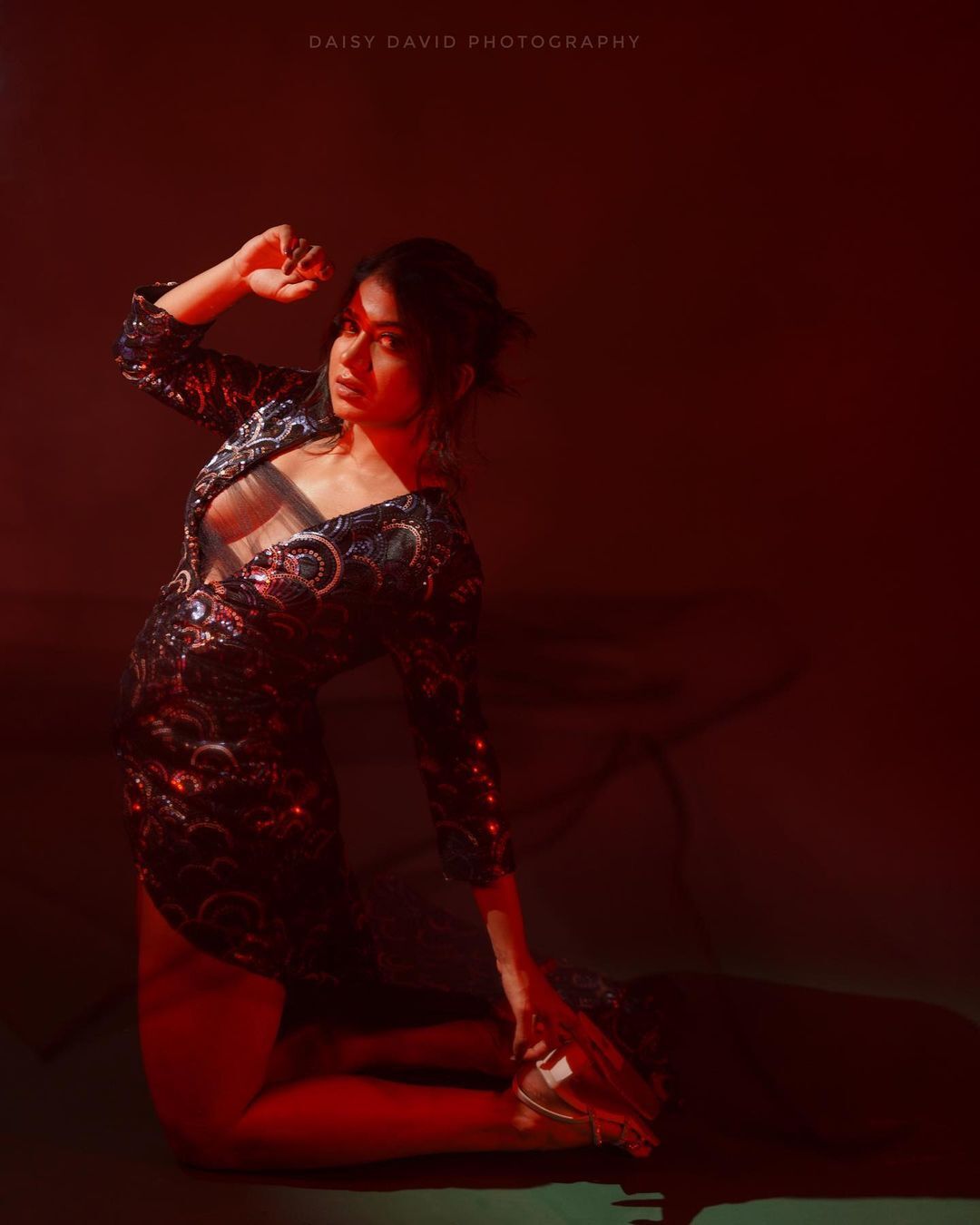 Anarkali Marikar: കലക്കൻ ലുക്കുമായി അനാർക്കലി മരിക്കാർ... സോഷ്യൽ മീഡിയയിൽ ആരാധകർ ഏറ്റെടുത്ത ചിത്രങ്ങൾ കാണാം