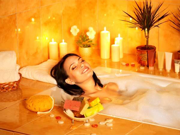 Vastu Tips For Money: കുളികഴിഞ്ഞാല്‍ ഒരിക്കലും ചെയ്യാന്‍ പാടില്ലാത്ത കാര്യങ്ങള്‍, ചെയ്താല്‍ പണ നഷ്ടം