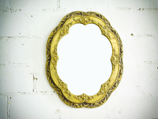 Vastu Tips: മൊത്തം പ്രശ്നമാണ്, പ്രശ്നം വാസ്തുവിന്റേതാവും: പരിഹാരം നിങ്ങള്‍ക്ക് തന്നെ ചെയ്യാം, ഉപ്പില്‍ തന്നെ തുടങ്ങാം