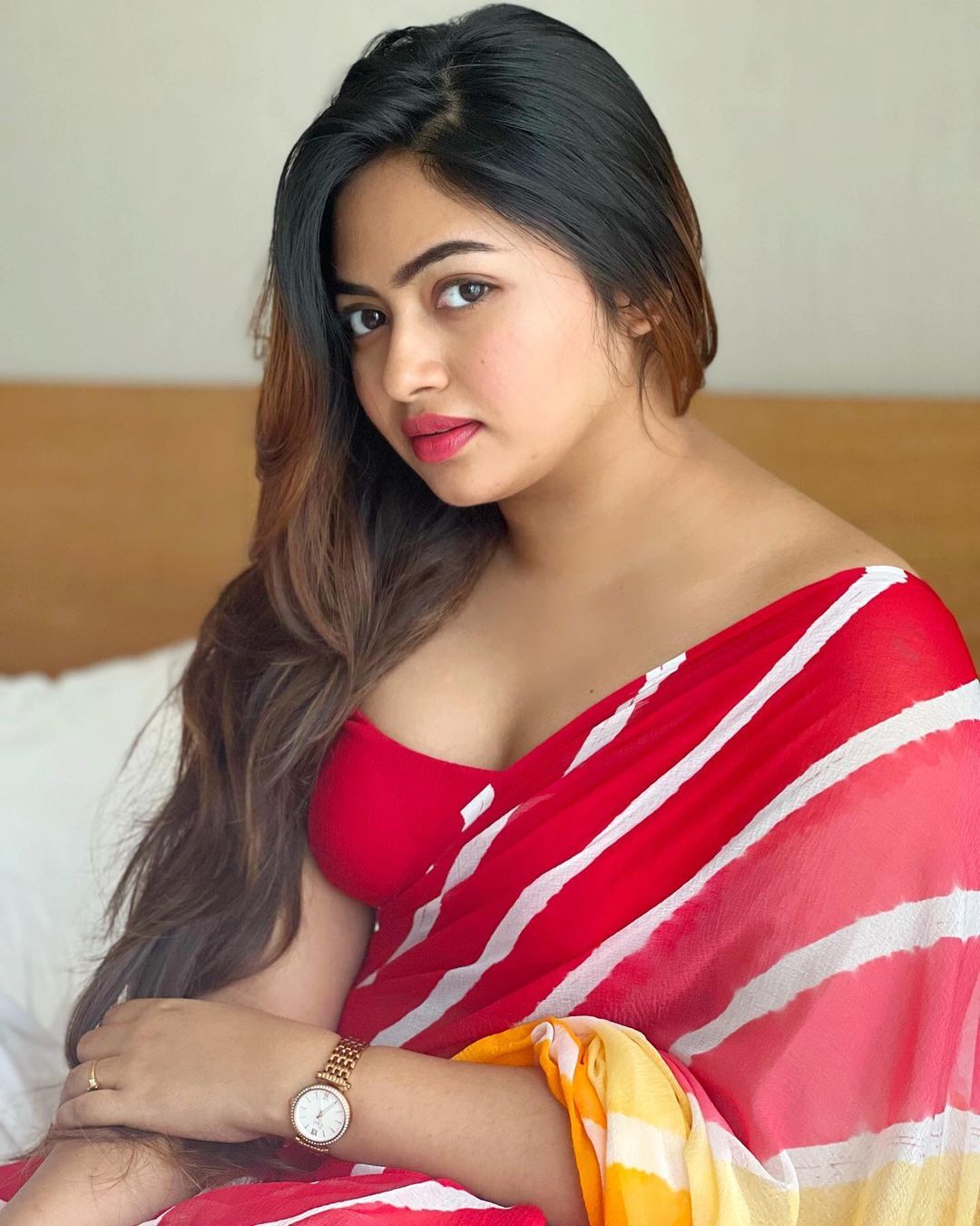 Shaalin Zoya: അഴകെന്നാൽ ഇതാണ്...! പുത്തൻ ലുക്കിൽ ആരാധകരെ മയക്കി ഷാലിൻ സോയ; നടിയുടെ 'ഹാർട്ട് ടു ഹാർട്ട്' ഏറ്റെടുത്ത് ആരാധകർ