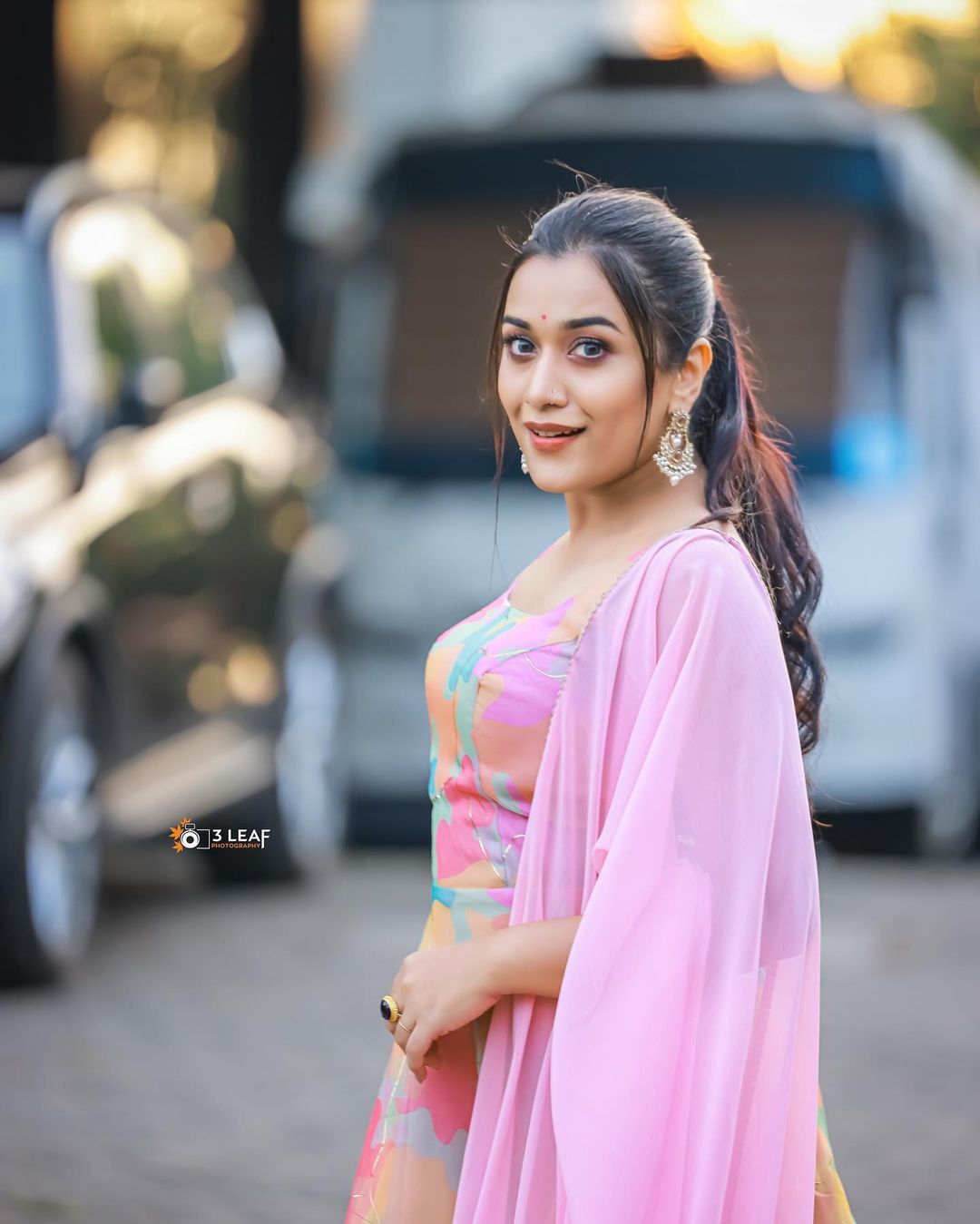 Parvathy R Krishna: കളർഫുൾ ലുക്കിൽ പാർവ്വതി... കലക്കൻ ഫോട്ടോഷൂട്ടുമായി ...