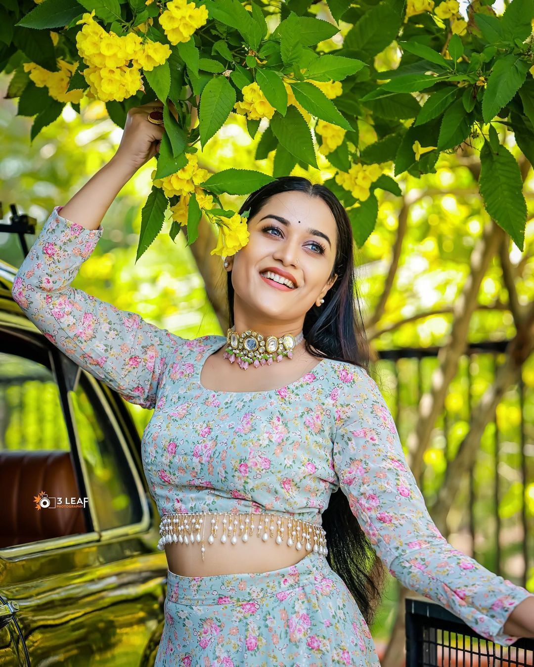 Parvathy R Krishna: കളർഫുൾ ലുക്കിൽ പാർവ്വതി... കലക്കൻ ഫോട്ടോഷൂട്ടുമായി ...