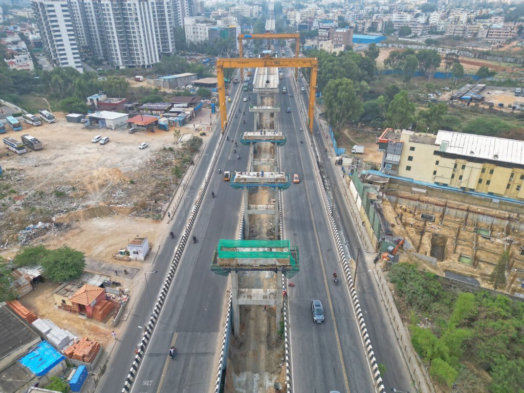  Namma Metro: ಬೆಂಗಳೂರು ಮೆಟ್ರೋದ ನೀಲಿ ಮಾರ್ಗದಲ್ಲಿ ನಡೆಯುತ್ತಿರುವುದೇನು ತಿಳಿಯಿರಿ