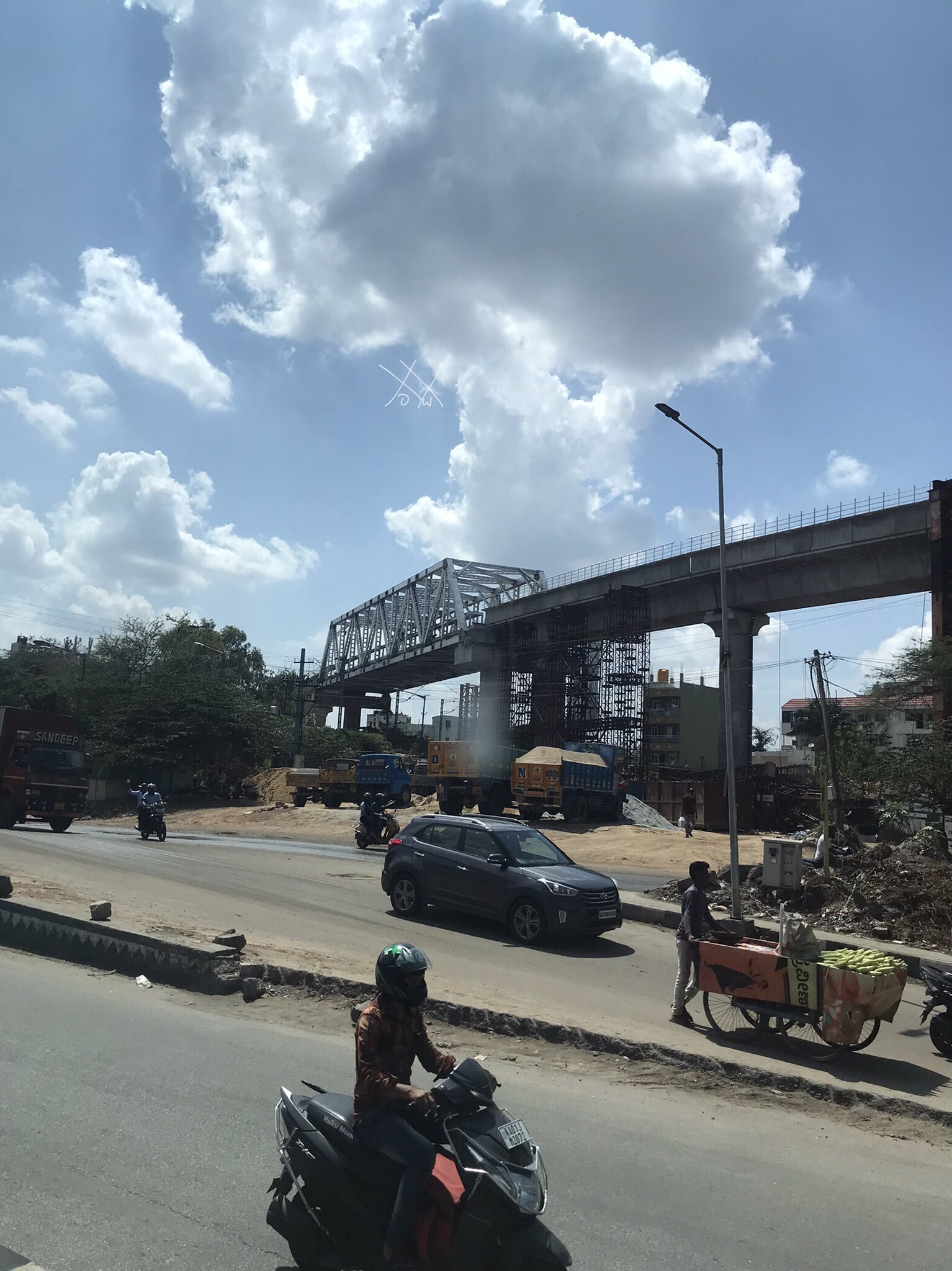  Namma Metro: ಬೆಂಗಳೂರು ಮೆಟ್ರೋದ ನೀಲಿ ಮಾರ್ಗದಲ್ಲಿ ನಡೆಯುತ್ತಿರುವುದೇನು ತಿಳಿಯಿರಿ