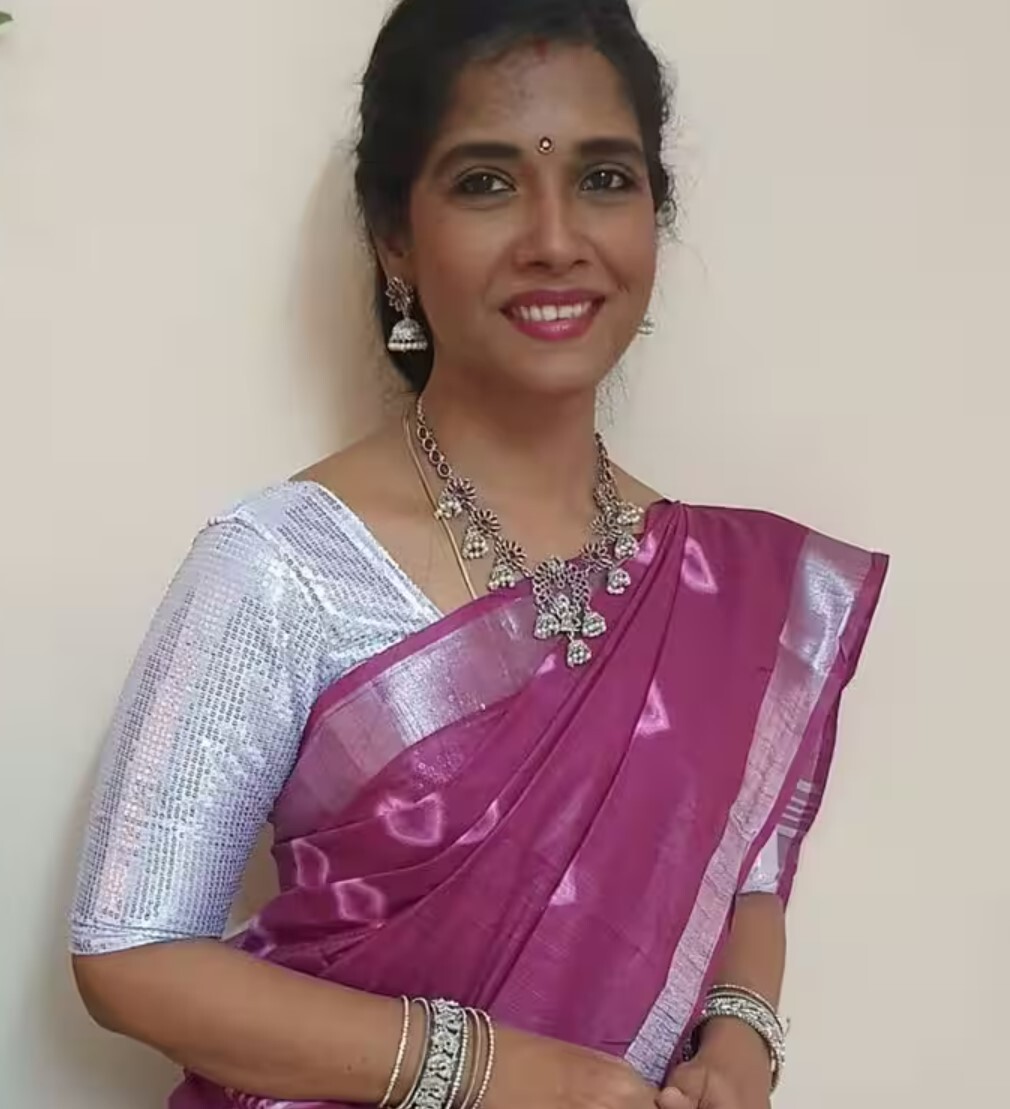 PHOTOS : குடும்பத்துடன் கேக் கெட்டி பிறந்தநாள் கொண்டாடிய 'செம்பருத்தி' சீரியல் நடிகை.. இணையத்தை கலக்கும் பிக்ஸ்.. 