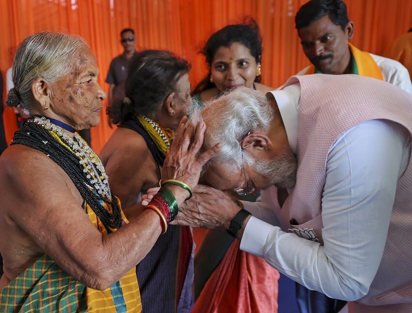PM Narendra Modi meets Padma Shri Tulsi Gowda during his visit to Karnataka ahead of the State Assembly elections 2023