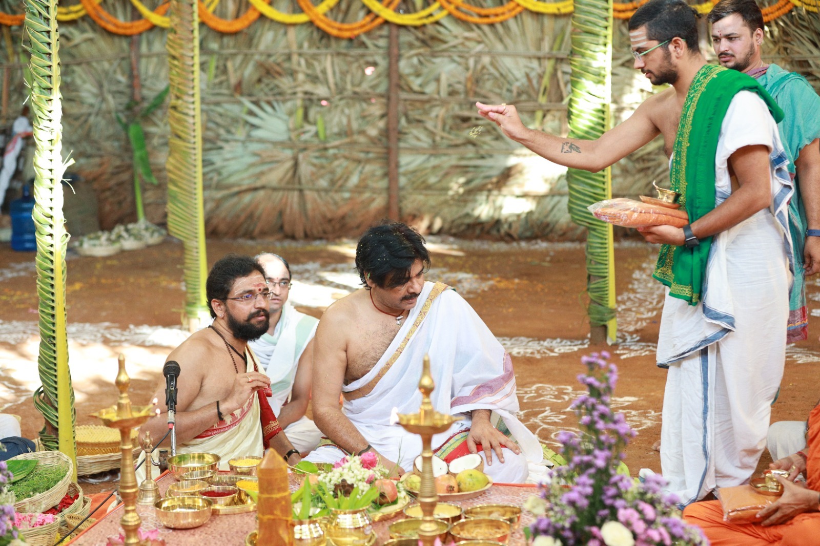 ధర్మ పరిరక్షణ ,  ప్రజా సంక్షేమం కోసం యాగం చేపట్టిన పవన్ కళ్యాణ్