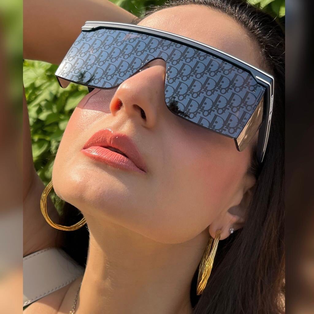 Amisha patel 'गदर 2' में आएंगी नजर, 22 साल बाद और भी हॉट हो गई हैं 'Gadar' की सकीना , देखें Photo