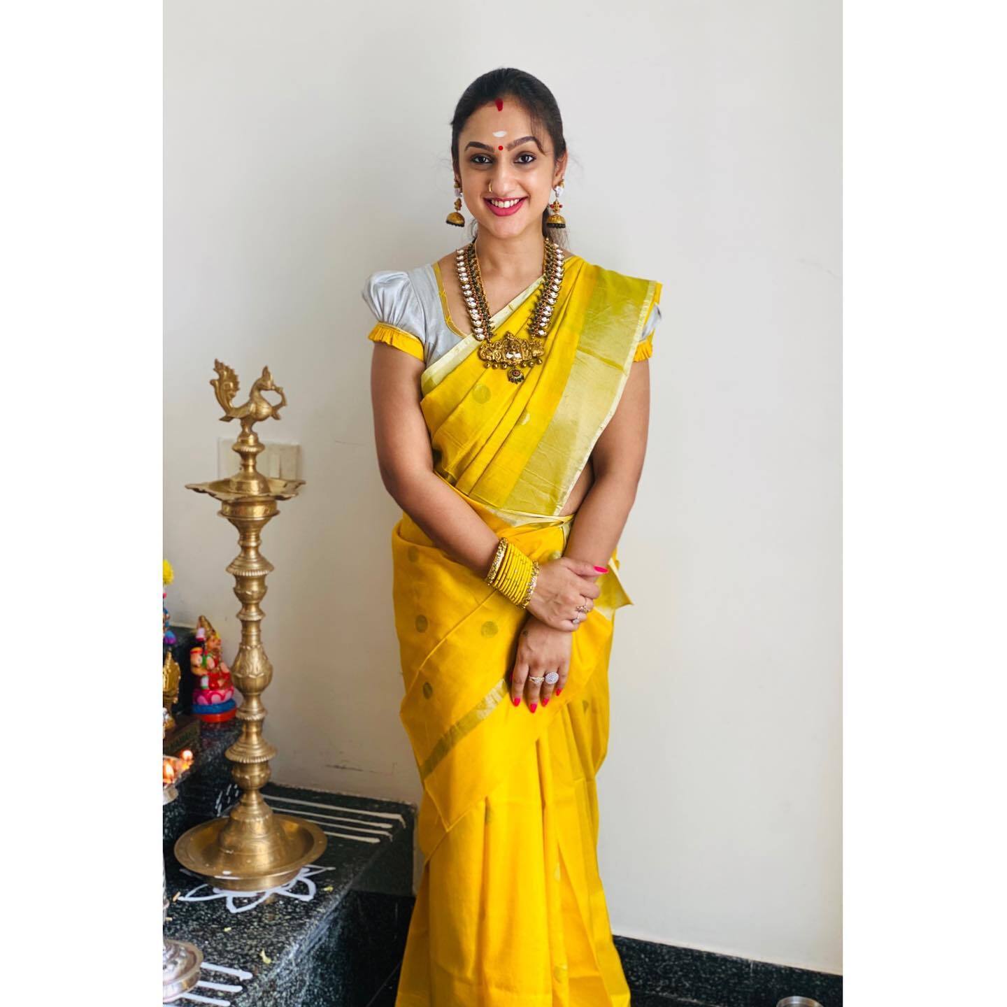 PHOTOS: நடிகை ப்ரீத்தா விஜயகுமாரை நியாபகம் இருக்கா? இவங்களுக்கு இவ்வளவு பெரிய பசங்க இருக்காங்களா.. வியக்கும் நெட்டிசன்ஸ்!