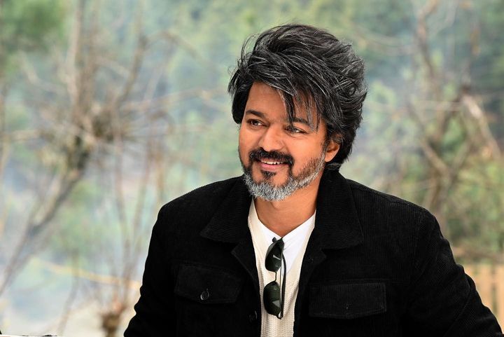 PHOTOS: பல்லு பறக்க.. ரத்தம் தெறிக்க.. விஜய்யின் 'லியோ' ஃபர்ஸ்ட் லுக் போஸ்டரை கவனிச்சிங்களா!