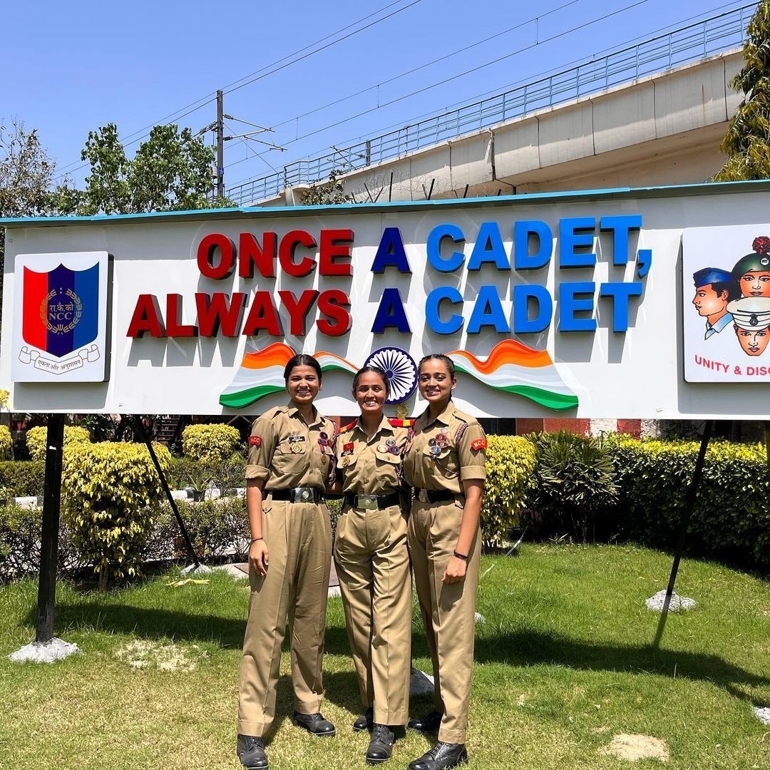 રવિ કિશનની દીકરી ઇશિતા શુક્લા અગ્નિવીર તરીકે ભારતીય સેનામાં જોડાઇ