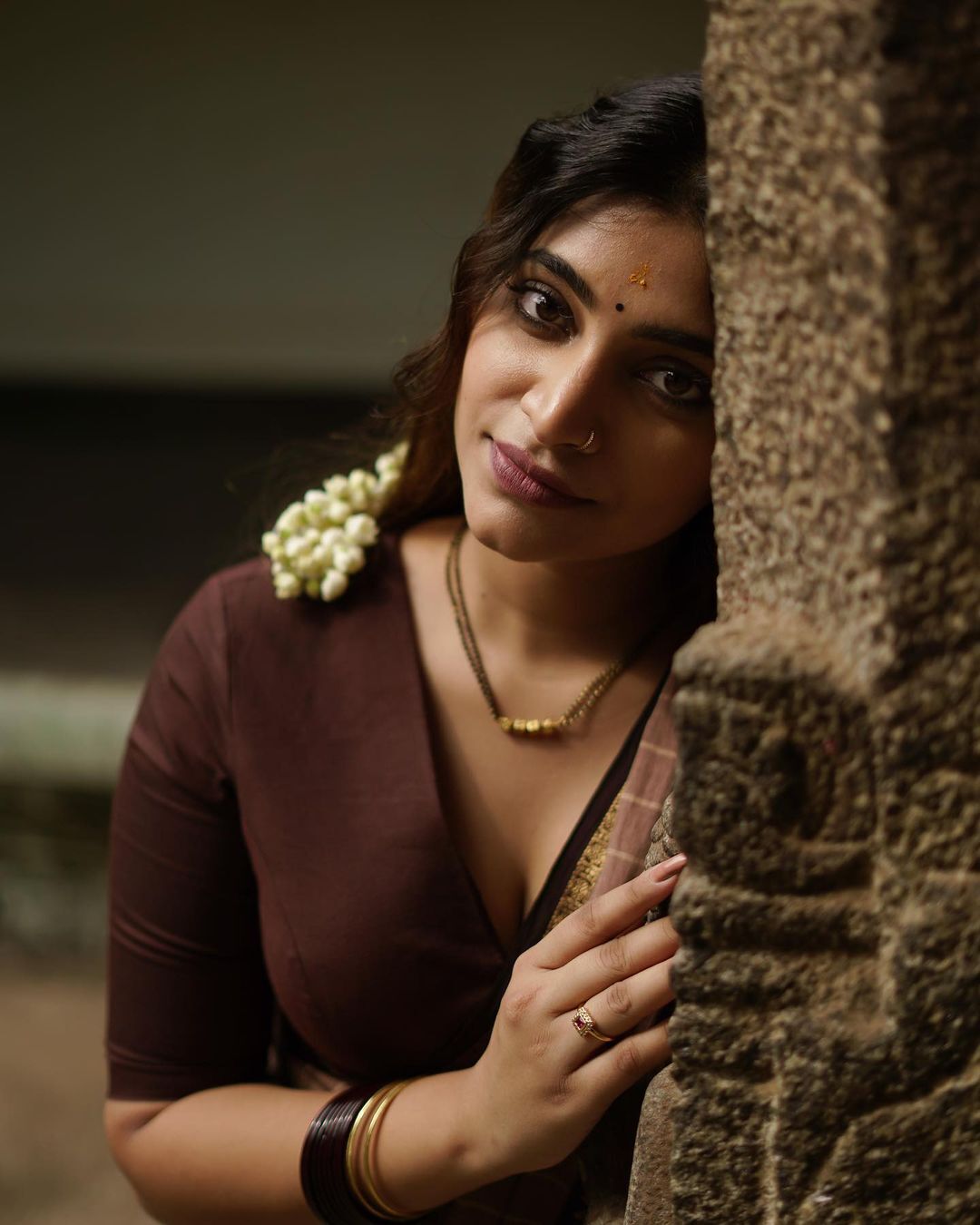 Malavika Sreenath: സാരിയിൽ പുത്തൻ മേക്കോവറുമായി മാളവിക ശ്രീനാഥ്; ആരാധകരുടെ മനം മയക്കിയ ചിത്രങ്ങൾ കാണാം