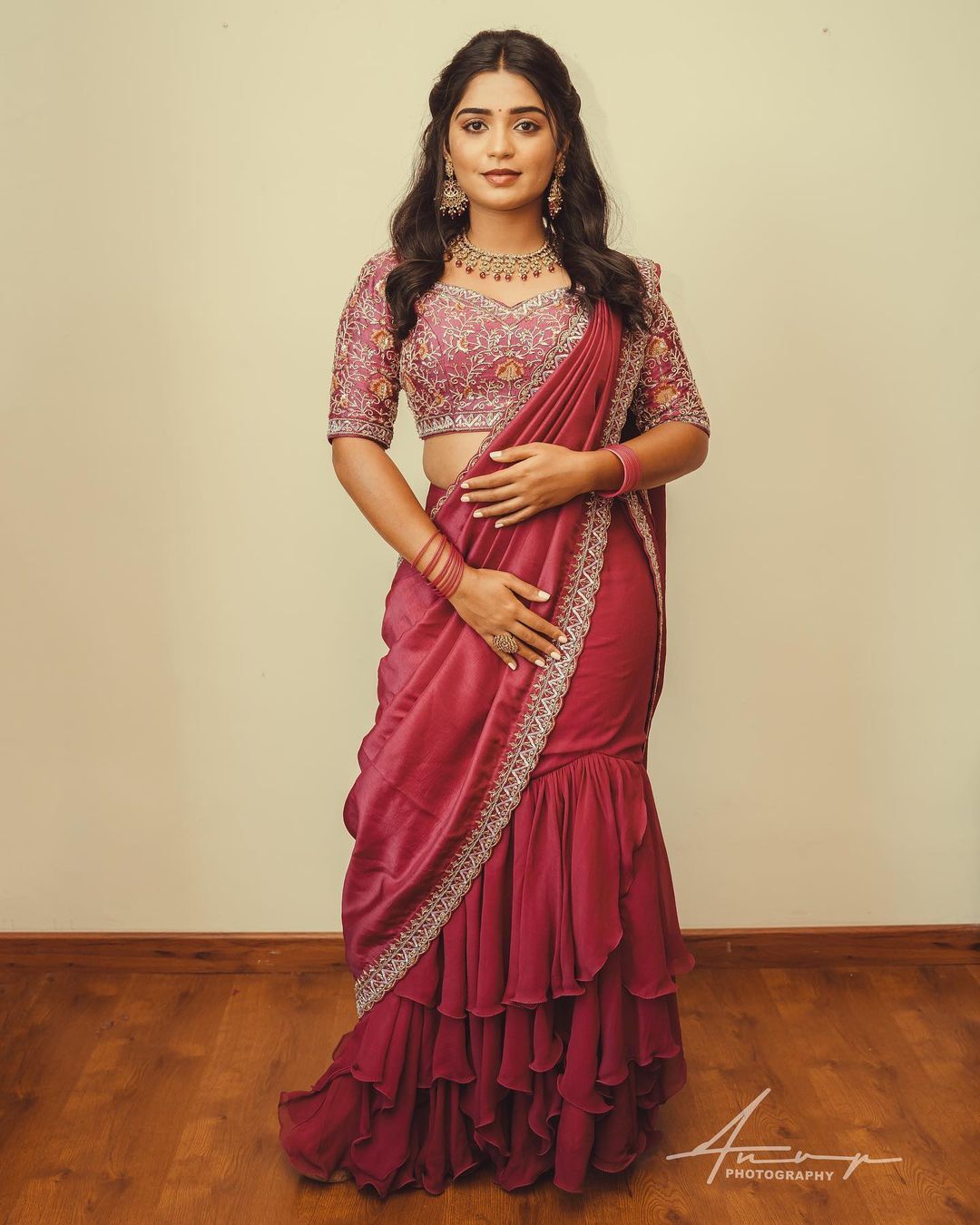Gouri G. Kishan: സൂപ്പർ ഗേളായി കുട്ടി ജാനു... സ്റ്റൈലൻ ഫോട്ടോഷൂട്ടുമായി ഗൗരി കിഷൻ; ആരാധകർ ഏറ്റെടുത്ത നടിയുടെ മോഡേൺ ലുക്ക് കാണാം