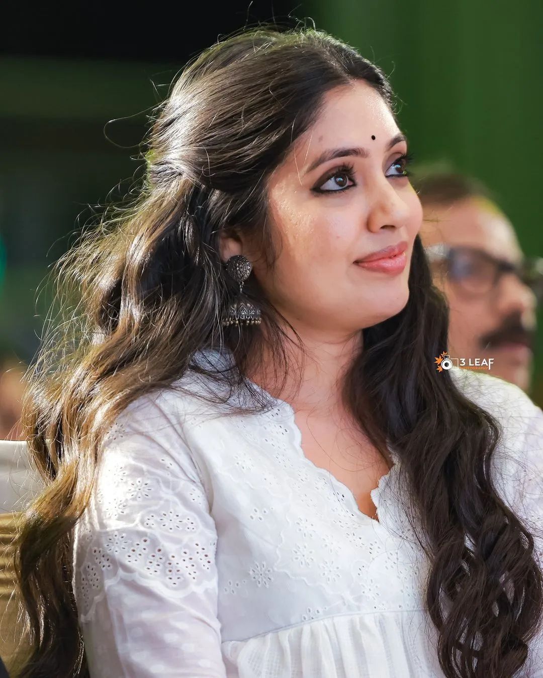 Veena Nandakumar: ഇനി സത്യനാഥന്റെ മാലാഖ... ആരാധകരെ ചിരിയിൽ മയക്കി വീണ; വോയ്സ് ഓഫ് സത്യനാഥൻ ട്രെയ്‌ലർ ലോഞ്ചിൽ തിളങ്ങി താരം