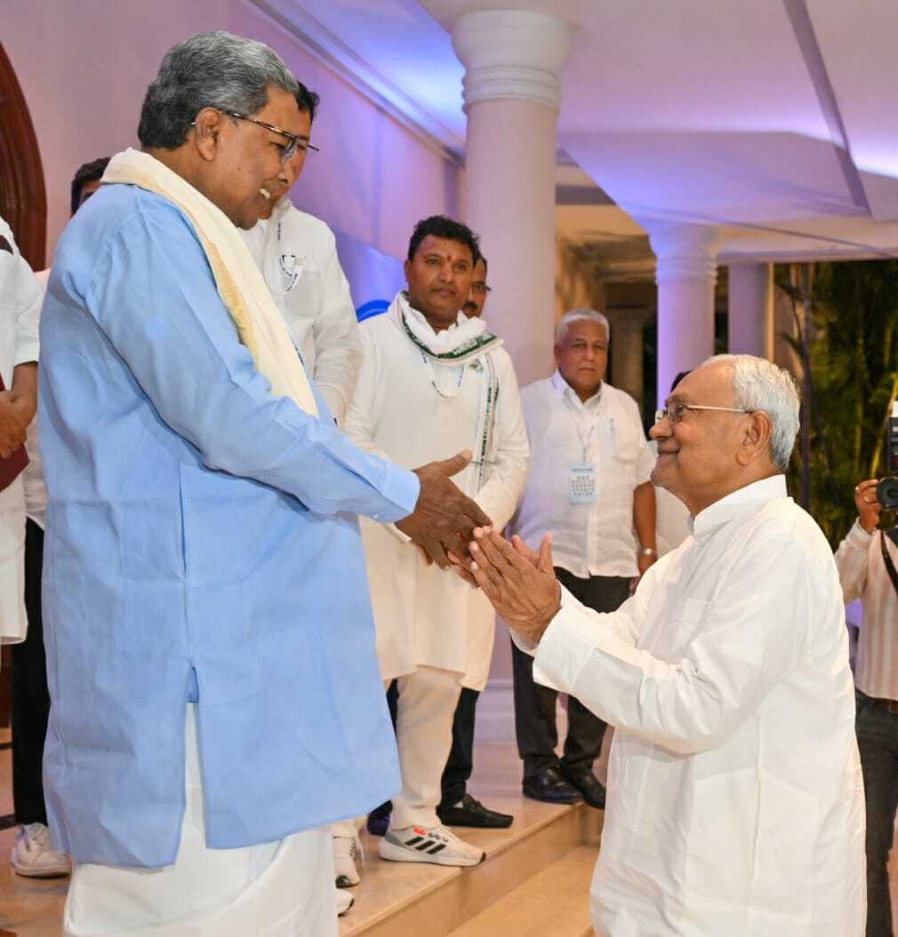 Siddaramaiah: ಸಾರ್ವಜನಿಕರ ಅಹವಾಲು ಸ್ವೀಕರಿಸಿದ  ಸಿಎಂ ಸಿದ್ದರಾಮಯ್ಯ 