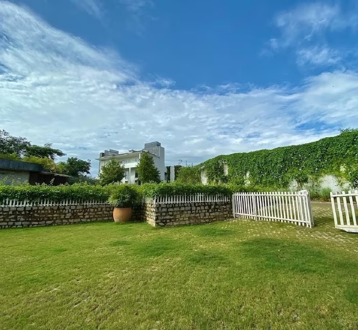 Happy B'day Mahi: ધોનીના રાંચી સ્થિત હરિયાળીથી ઘેરાયેલા ફાર્મ હાઉસ 'કૈલાશપતિ'ની ઈનસાઈડ તસવીરો