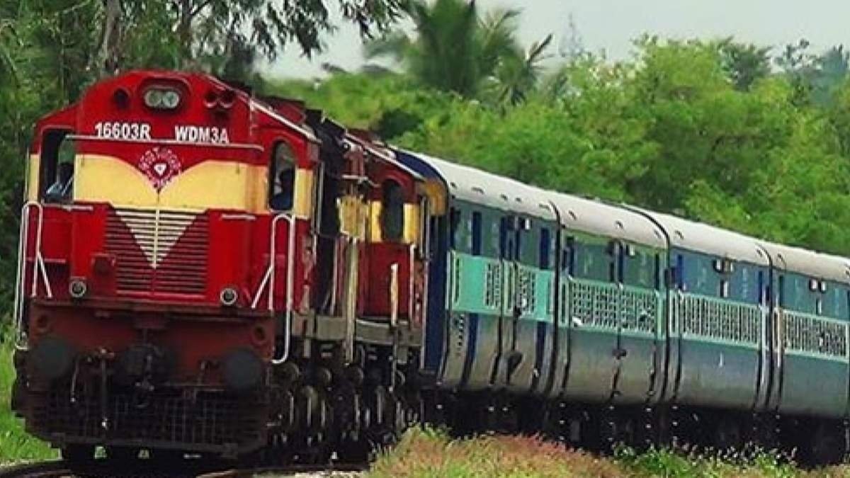 Railway R Indian Railways: ರೈಲು ಪ್ರಯಾಣಿಕರಿಗೆ ಅಗ್ಗದ ದರದಲ್ಲಿ ಸಿಗಲಿದೆ ಊಟ, ತಿಂಡಿ ...