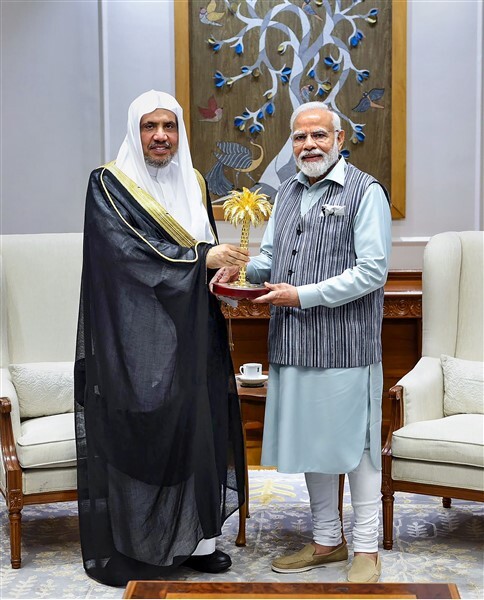 Muslim World League Mohammad bin Abdulkarim al-Issa Meets PM Narendra Modi