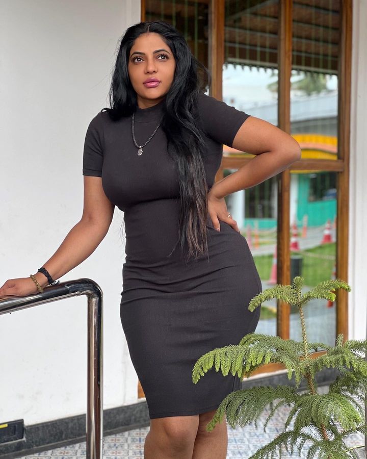 PHOTOS: பாக்கியலட்சுமி ராதிகாவின் மகனா இது? வியப்பில் ரேஷ்மாவின் ரசிகர்கள்!
