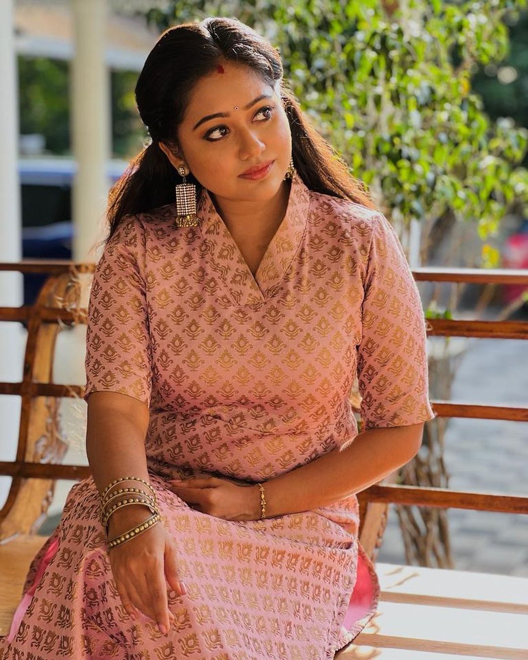 PHOTOS: பொன் மகள் வந்தாள் சீரியல் நடிகையை நினைவிருக்கா. இப்போ எப்படி இருக்காங்க தெரியுமா.. லேட்டஸ்ட் குடும்ப புகைப்படங்கள்..