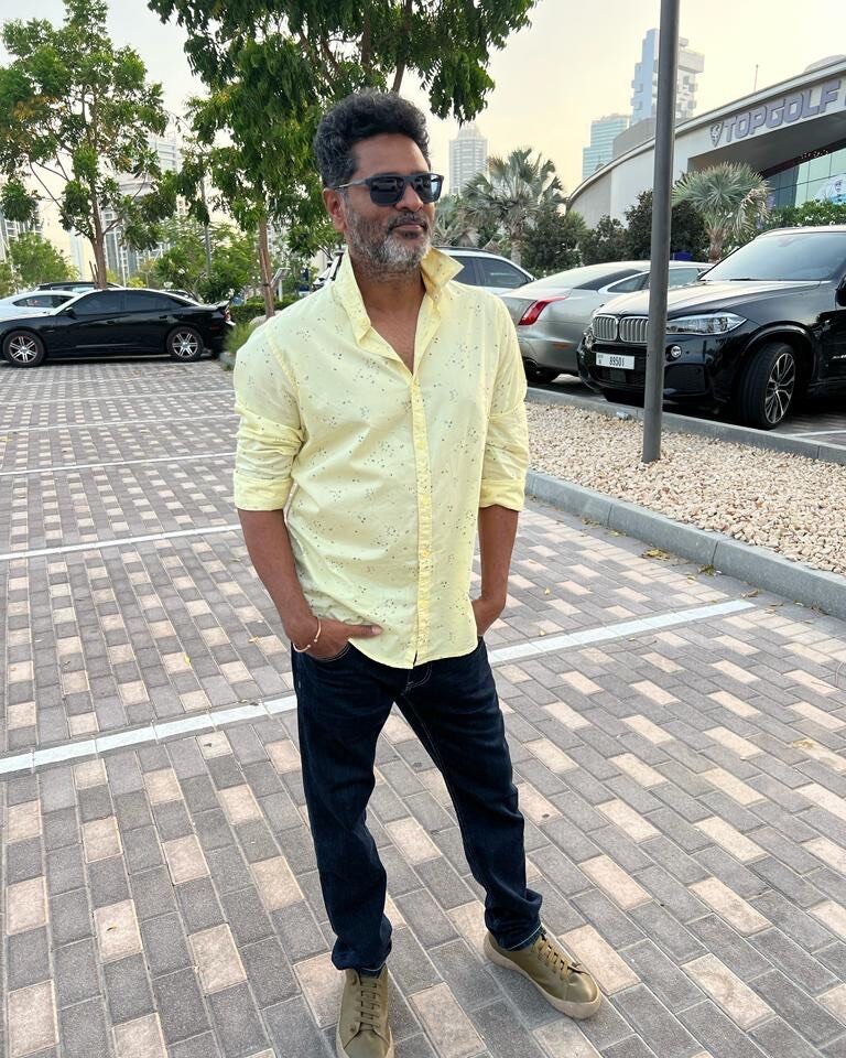 PHOTOS: நடிகர் பிரபு தேவாவின் இரண்டாவது மனைவியை பாத்துருக்கீங்களா? ட்ரெண்டாகும் புகைப்படங்கள் இதோ.. 