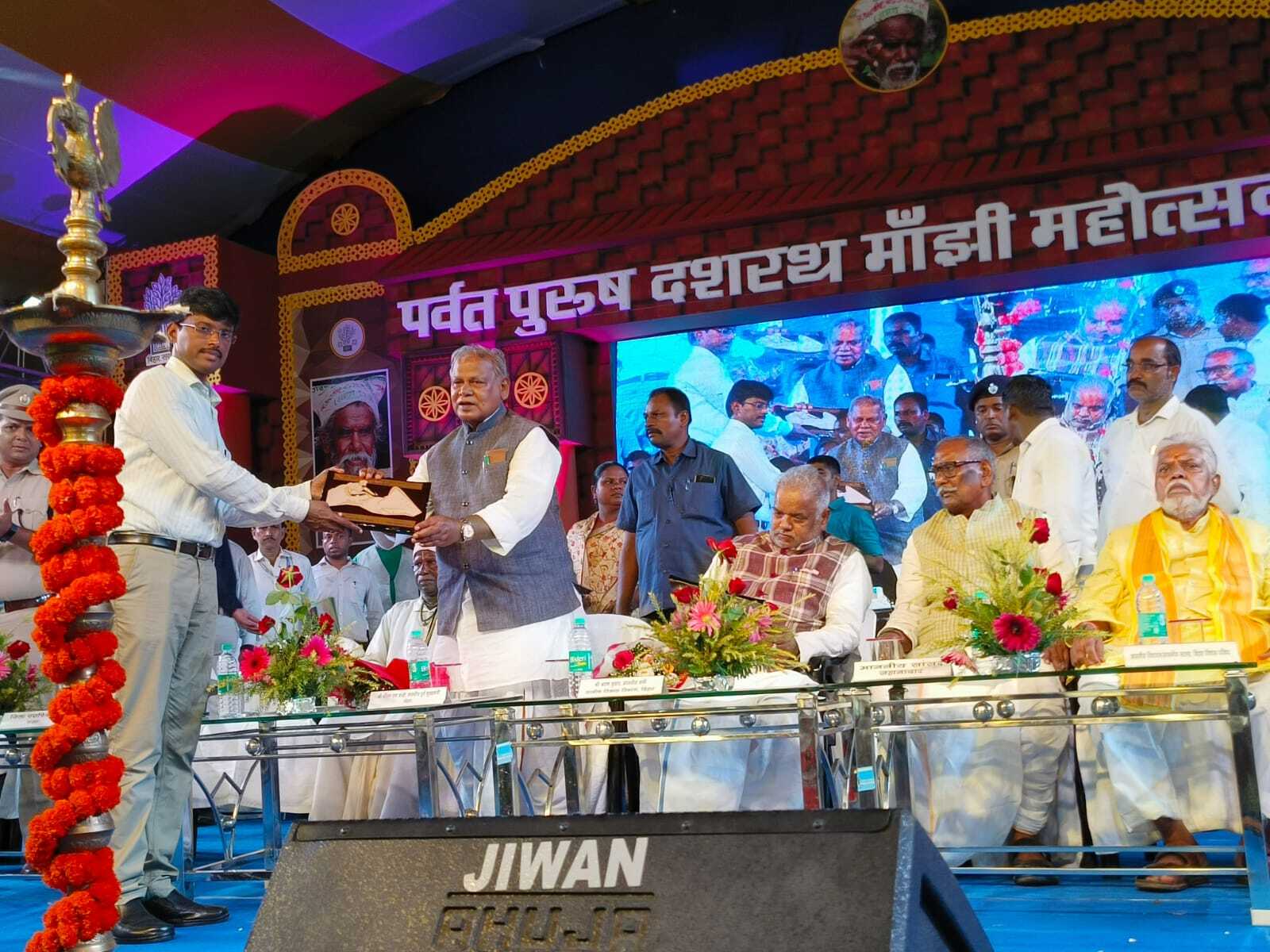 पर्वत पुरुष दशरथ मांझी महोत्सव की शानदार तस्वीर, एक क्लिक में देखें पूरा नज़ारा