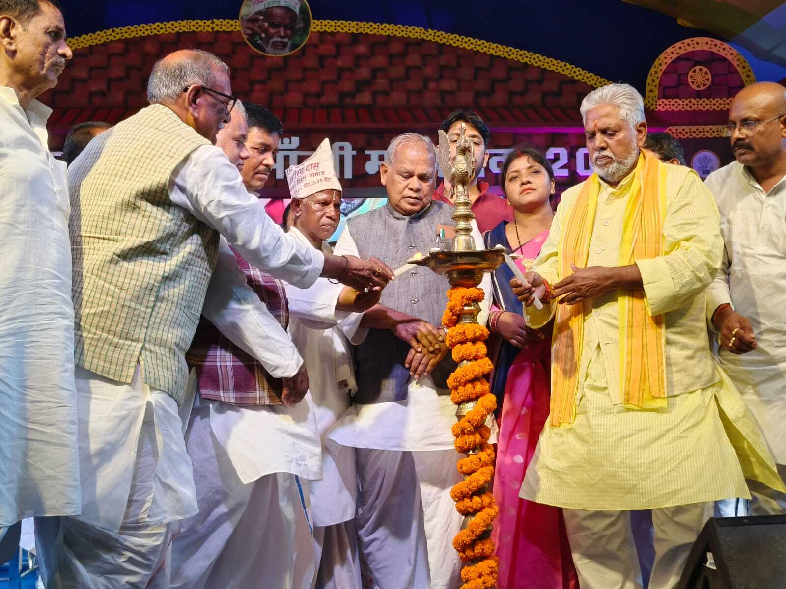 पर्वत पुरुष दशरथ मांझी महोत्सव की शानदार तस्वीर, एक क्लिक में देखें पूरा नज़ारा