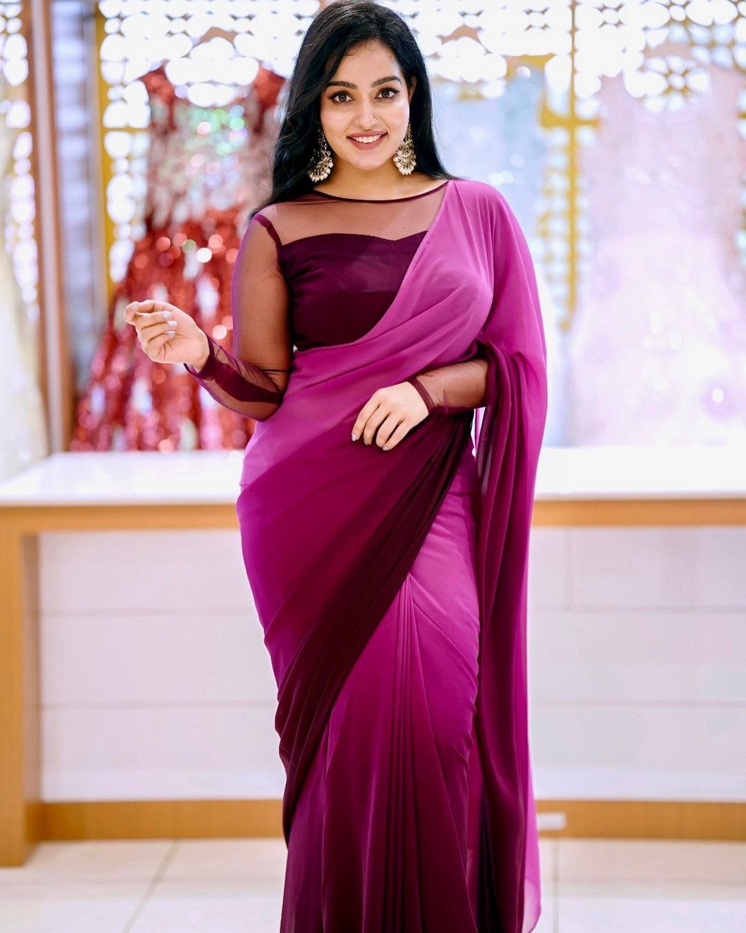 Malavika Menon: സൂര്യകാന്തിപോലെ മിന്നി തിളങ്ങി മാളവിക മോനോൻ... മാളുവിന്റെ ഓണം ലുക്കാണോ ഇതെന്ന് ആരാധകർ? താരത്തിന്റെ പുത്തൻ ചിത്രങ്ങൾ കാണാം