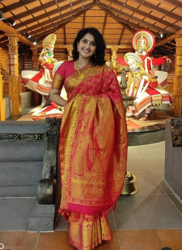 PHOTOS: விஜய்யின் 'பூவே உனக்காக' பட நாயகியை நியாபகம் இருக்கா? இவங்களுக்கு இவ்வளவு பெரிய மகளா.. வெளியான லேட்டஸ்ட் க்ளிக்ஸ்!