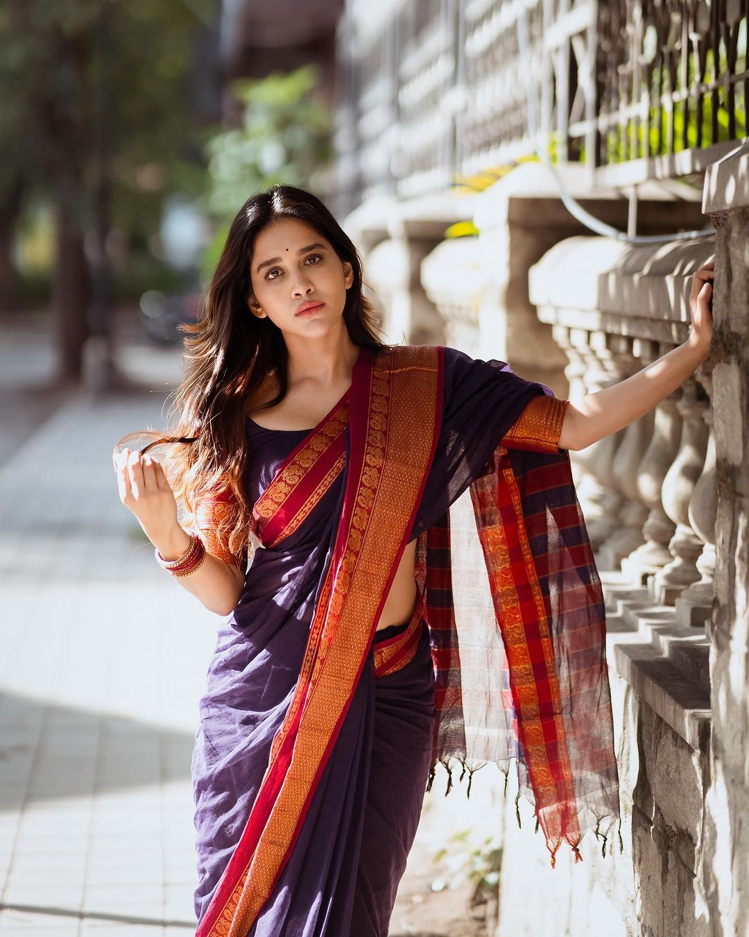 నభా నటేష్ వయ్యారాల జాతర.. గ్లామర్ డోస్ రెట్టింపు చేసి రచ్చ చేస్తున్న బ్యూటీ..!