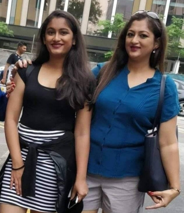 PHOTOS: 'தெய்வமகள்' அண்ணியாருக்கு இவ்வளவு அழகான மகளா? நடிகைகளே சரண்டர் ஆகிடுவாங்க.. ஸ்டன்னான ரசிகர்கள்!