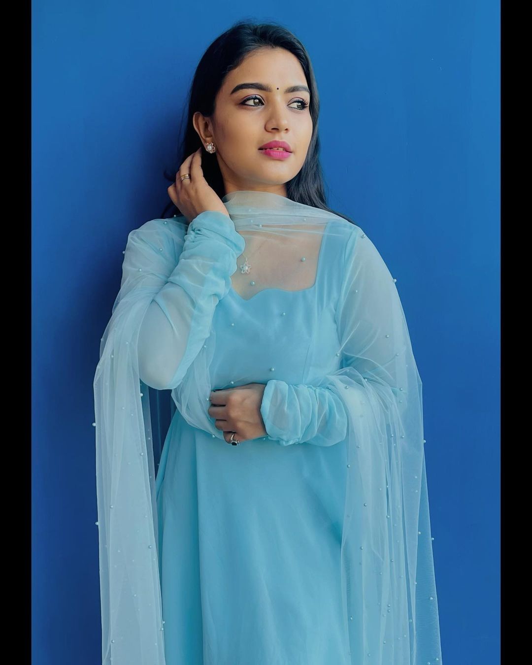 PHOTOS: அப்பாவுடன் இருக்கும் புகைப்படத்தை வெளியிட்டு உருக்கமான பதிவு.. சீரியல் நடிகையின் ரீசென்ட் க்ளிக்ஸ் 