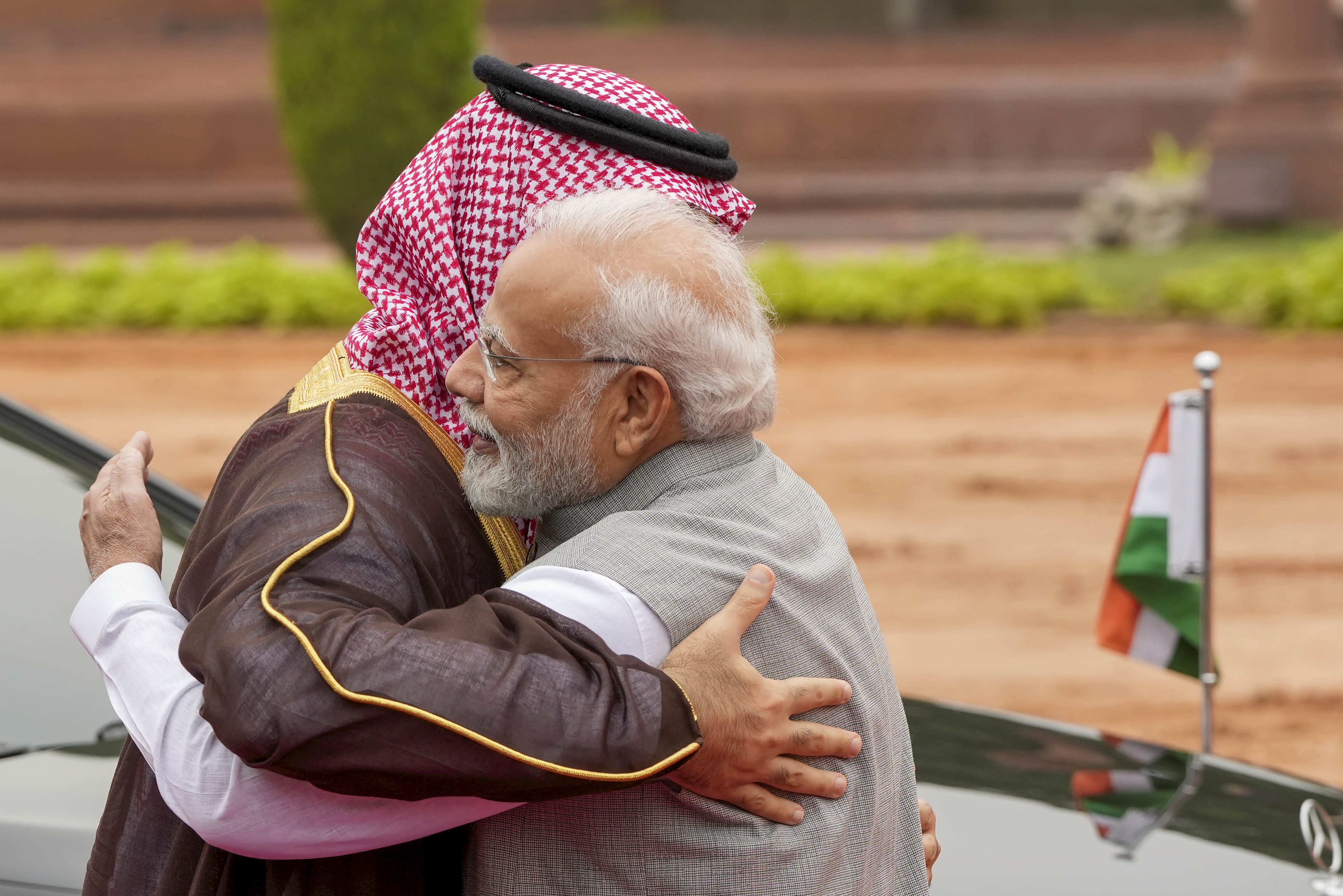 PM Narendra Modi welcomes Saudi Arabia's Crown Prince and PM Mohammed bin Salman bin Abdulaziz Al Saud For A Ceremonial Reception At The Rashtrapati Bhavan