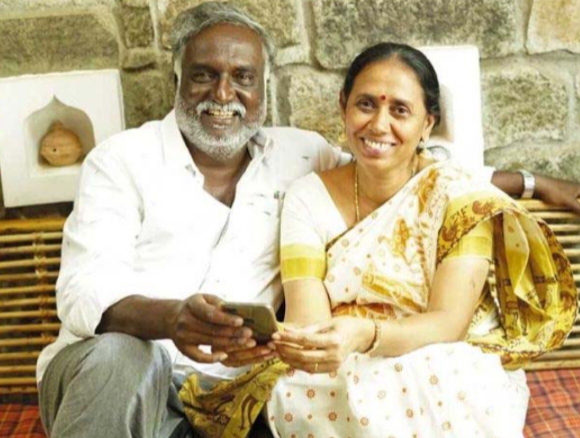 PHOTOS: கதை சொல்லி மக்களை கவர்ந்த பவா செல்லதுரை.. அவரின் மனைவி, குழந்தைகளை பாத்துருக்கீங்களா? புகைப்படம்!