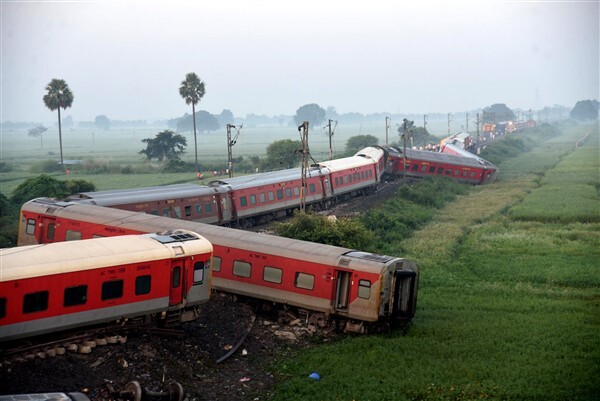 Bihar Train Accident: 4 Killed, 50 Injured In North East Express