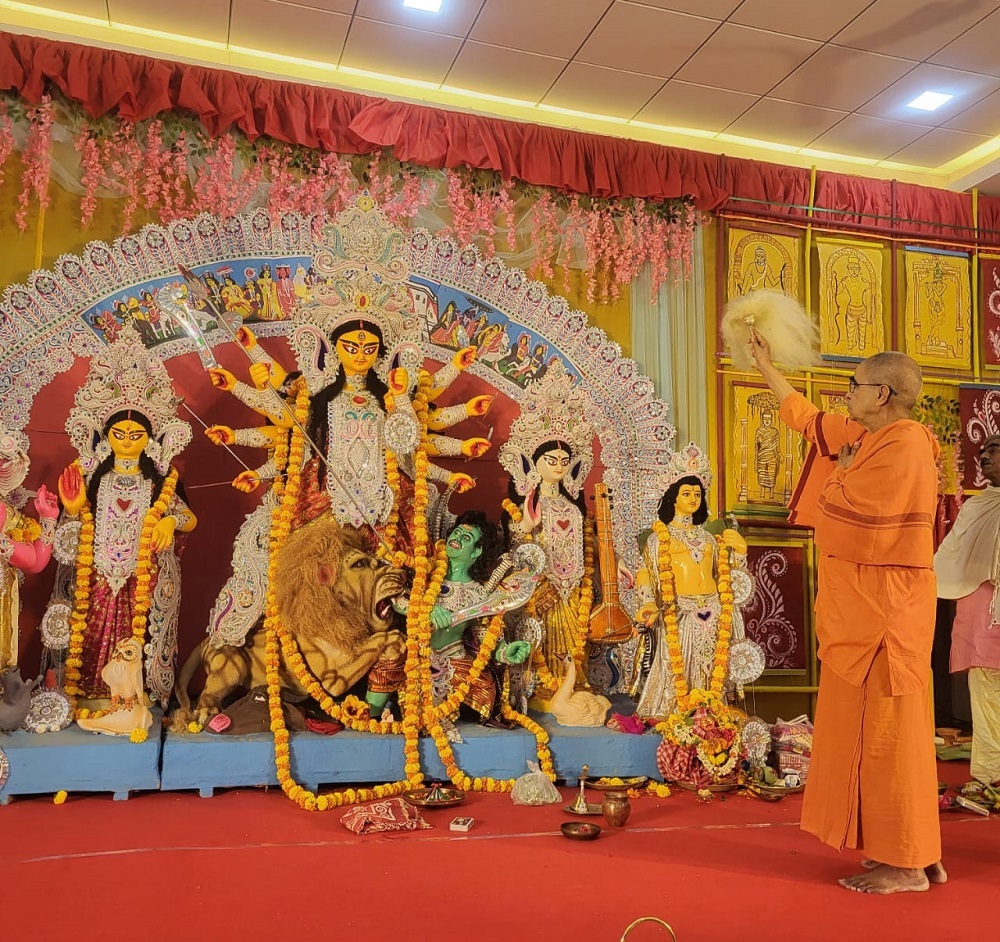 Embracing the Spirit of Navratri: Durga Puja in Vijaya Bank Layout Bangalore