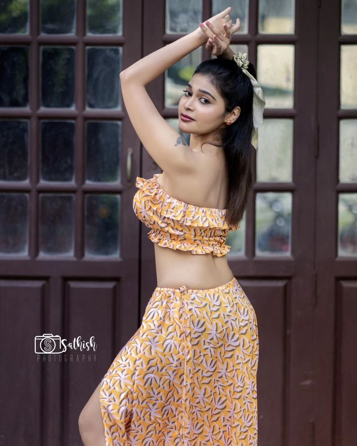 PHOTOS: இளைஞர்களை இம்சை பண்ணும் தர்ஷா குப்தா.. இணையத்தை அலறவிடும் ஸ்டன்னிங் போட்டோஸ்! 