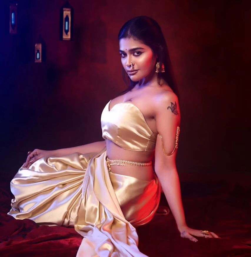 PHOTOS: இளைஞர்களை இம்சை பண்ணும் தர்ஷா குப்தா.. இணையத்தை அலறவிடும் ஸ்டன்னிங் போட்டோஸ்! 