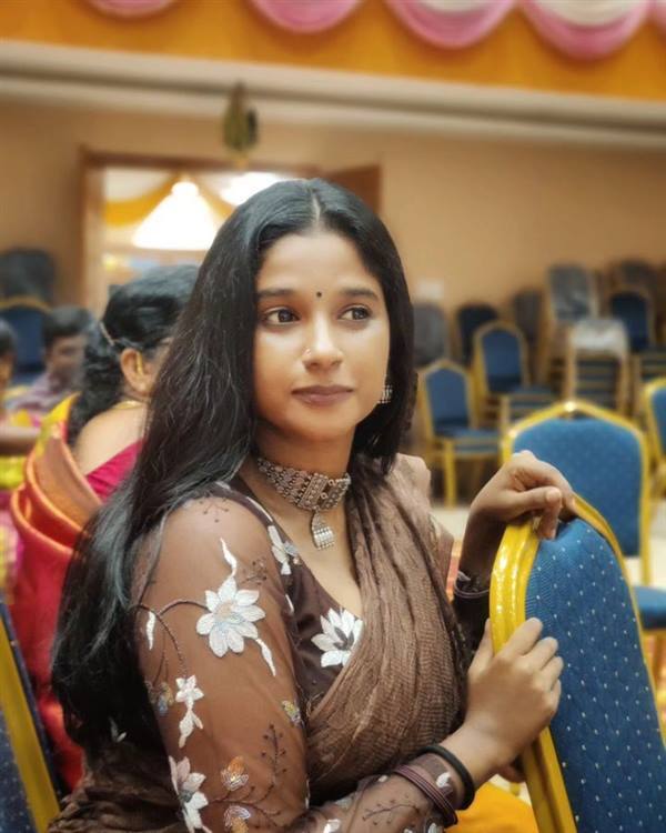 PHOTOS: சேலையில் செம லுக்.. விதவிதமாய் போஸ் கொடுத்த ’சுந்தரி’ கேபி.. லேட்டஸ்ட் இன்ஸ்டா பிக்ஸ்!