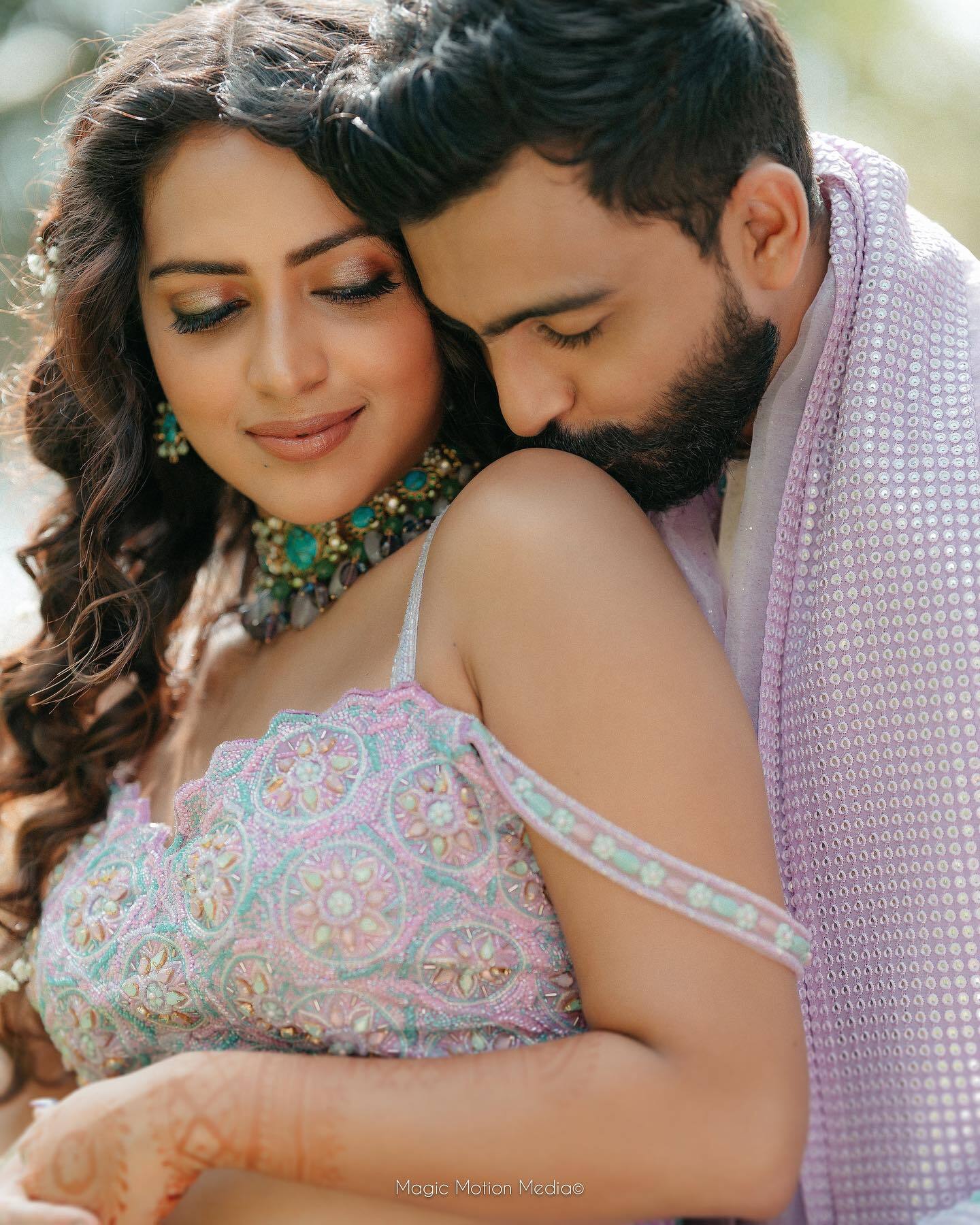 అమలా పాల్ రెండో పెళ్లి.. జీవితాంతం కలిసి నడుస్తామంటున్న బ్యూటీ..!